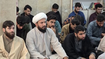 تصاویر/ نشست اخلاقی طلاب مدرسه علمیه امام خمینی (ره) ارومیه