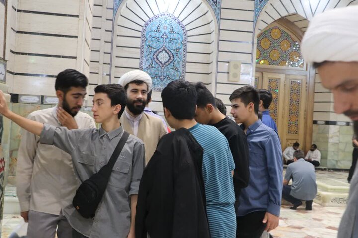 اردوی زیارتی طلاب مدرسه علمیه آیت‌ الله بهاری (ره) به شهر مقدس قم