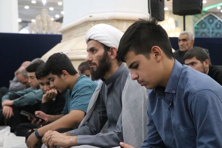 اردوی زیارتی طلاب مدرسه علمیه آیت‌ الله بهاری (ره) به شهر مقدس قم