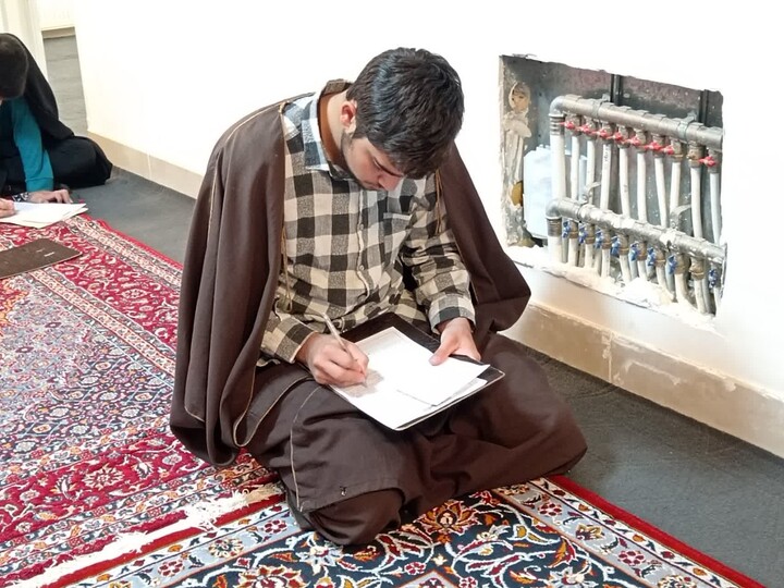 تصاویر / یک روز در مدرسه علمیه شیخ علیخان زنگنه تویسرکان