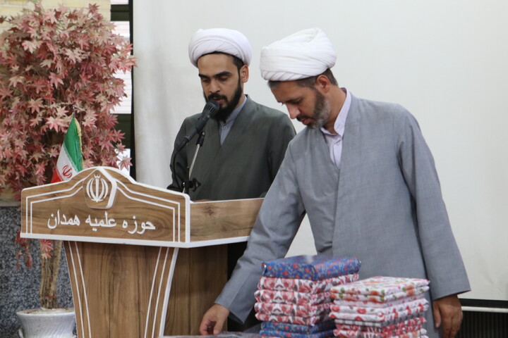 تصاویر/  تجلیل از پژوهشگران ممتاز مدرسه علمیه آیت الله آخوند(ره)