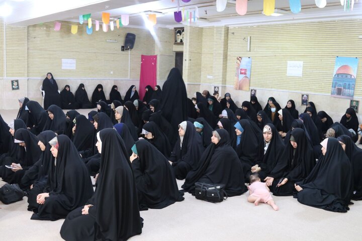 تصاویر/ مراسم جشن میلاد حضرت زینب کبری(س) در مدرسه علمیه خواهران بوشهر