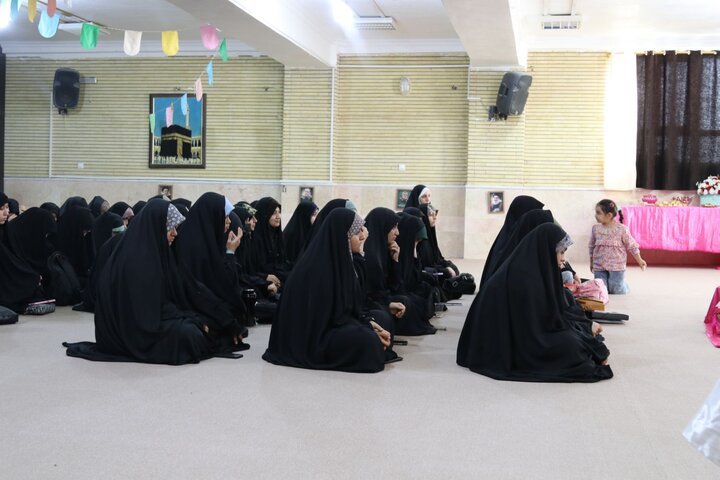 تصاویر/ مراسم جشن میلاد حضرت زینب کبری(س) در مدرسه علمیه خواهران بوشهر