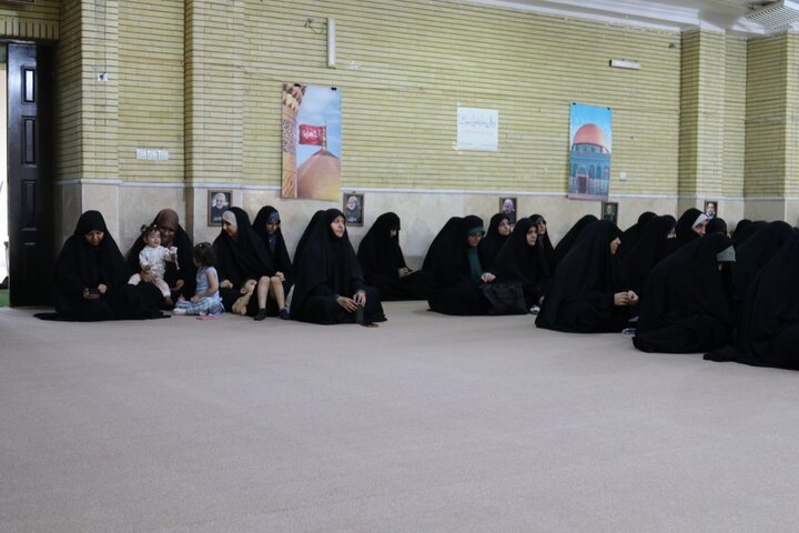 تصاویر/ مراسم جشن میلاد حضرت زینب کبری(س) در مدرسه علمیه خواهران بوشهر
