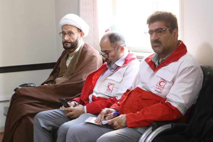 تصاویر/ جلسه قائم مقام و معاون امور طلاب حوزه علمیه همدان با  مسئول دفتر نمایندگی ولی فقیه در جمعیت هلال احمر استان همدان
