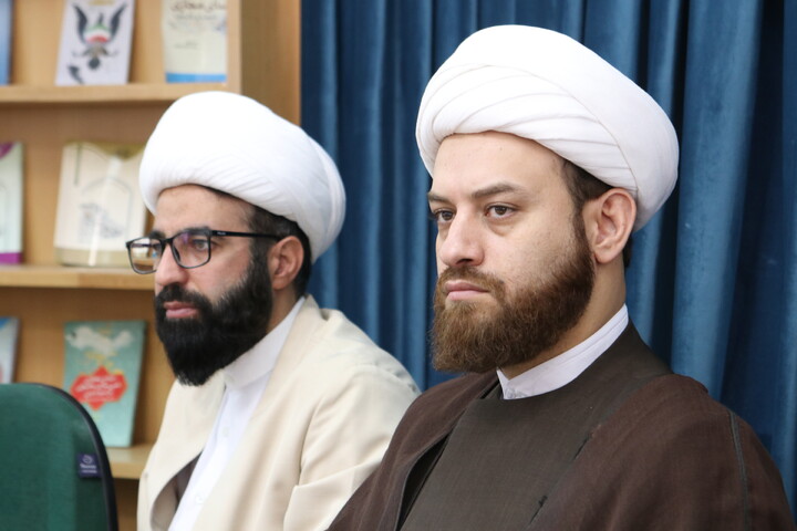تصاویر/ جلسه هماهنگی مبلغان طرح بیّنات با معاون تبلیغ حوزه علمیه همدان