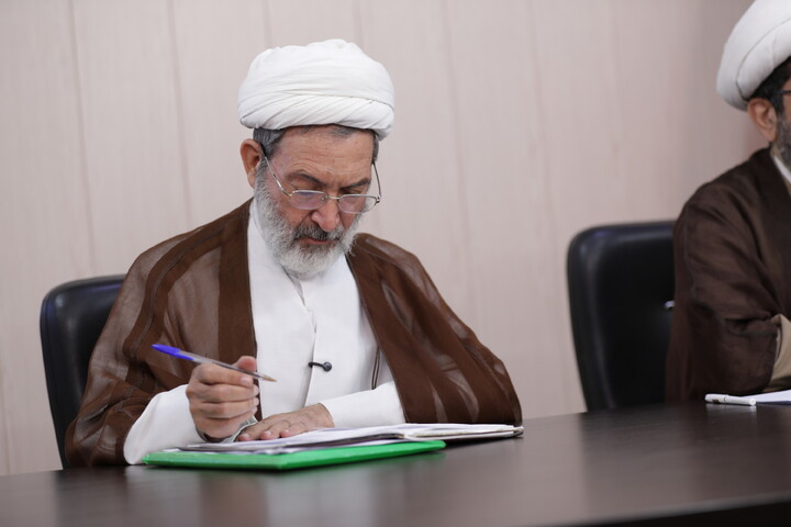 تصاویر/  سلسله نشست‌های علمی ـ تبیینی «ایران، قدرت اول جهان بر اساس محاسبات الهی»