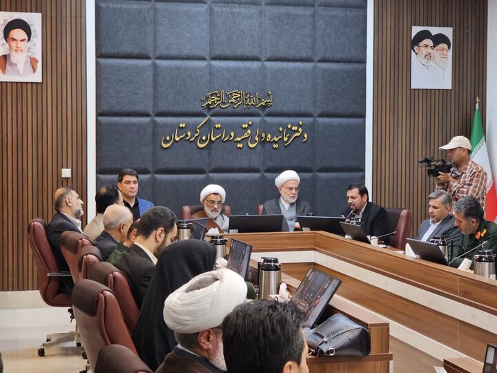 تصاویر/نشست شورای فرهنگ عمومی استان کردستان با حضور دبیر شورای عالی انقلاب فرهنگ