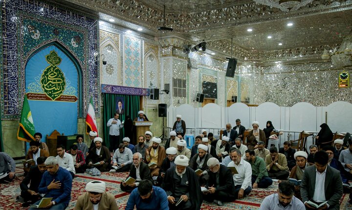 تصاویر/ تشرف اعضای ستاد اعتکاف به آستان مقدس حضرت عبدالعظیم(ع)