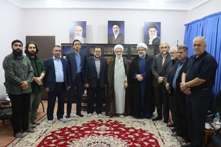 دیدار اعضای کنگره نوحه فاطمی با نماینده ولی‌فقیه در مازندران