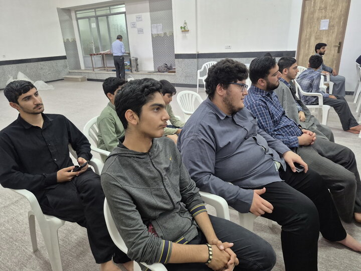 تصاویر/ نشست تبیین برنامه جامع تهذیب و تربیت مدرسه علمیه المهدی(عج) آران و بیدگل