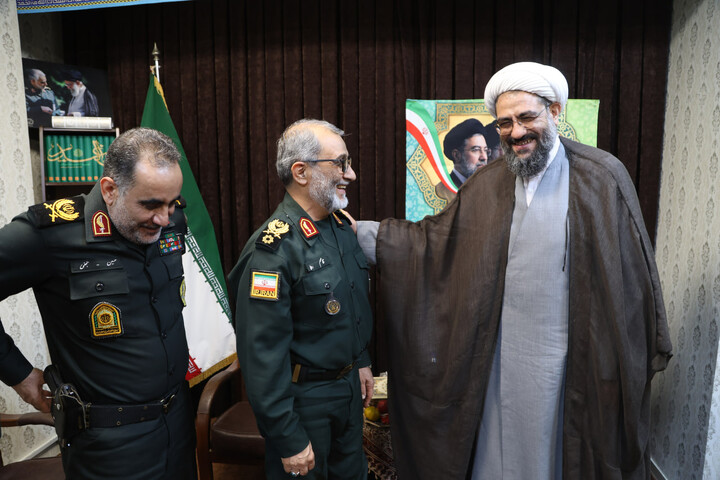 دیدار جانشین فرمانده کل انتظامی کشور با نماینده ولی فقیه در استان همدان