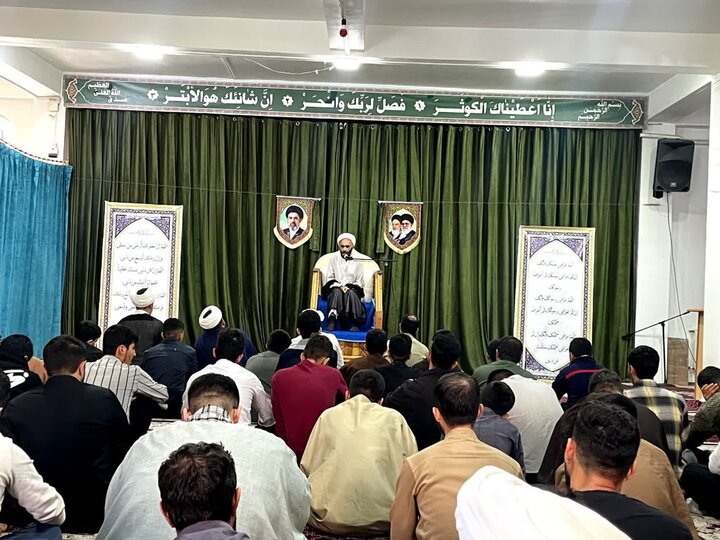 تصاویر/ جلسه اخلاق طلاب مدرسه علمیه امام رضا (ع) میاندوآب