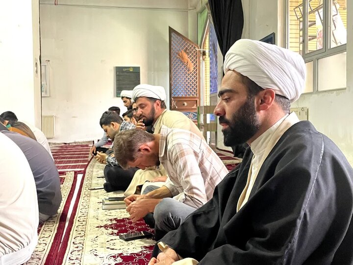 تصاویر/ جلسه اخلاق طلاب مدرسه علمیه امام رضا (ع) میاندوآب