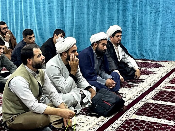 تصاویر/ جلسه اخلاق طلاب مدرسه علمیه امام رضا (ع) میاندوآب
