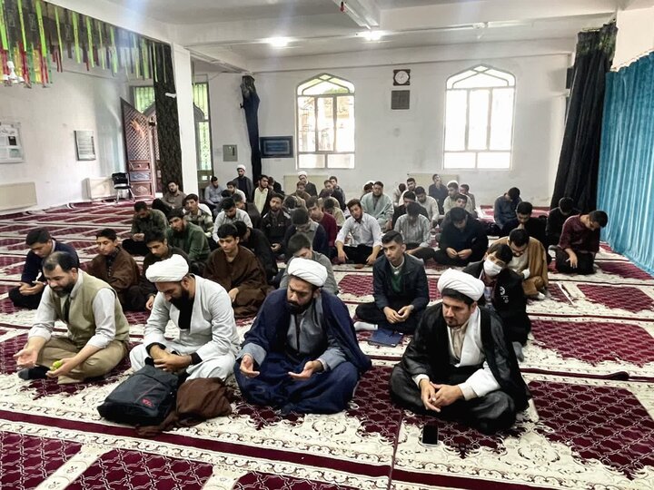 تصاویر/ جلسه اخلاق طلاب مدرسه علمیه امام رضا (ع) میاندوآب