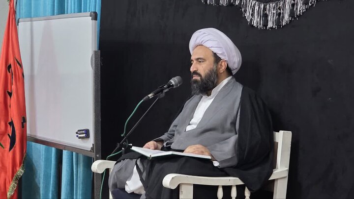 تصاویر/ نشست اخلاقی مدرسه علمیه امام خمینی (ره) ارومیه