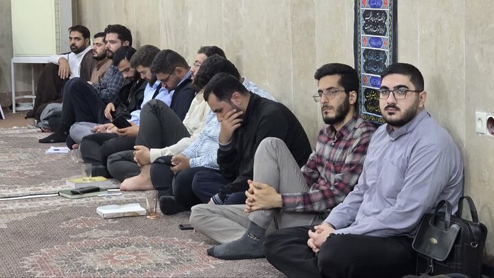 تصاویر/ نشست اخلاقی مدرسه علمیه امام خمینی (ره) ارومیه
