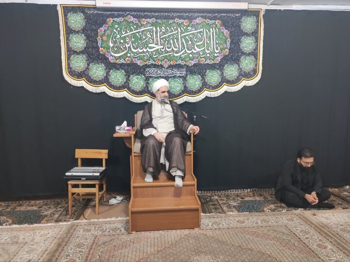 تصاویر/ هیئت هفتگی مدرسه علمیه آیت الله نمازی شهرستان خوی