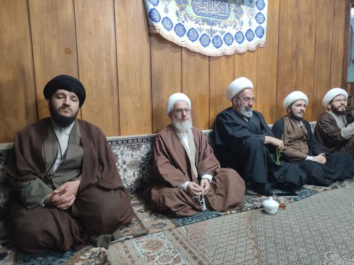 تصاویر/ هیئت هفتگی مدرسه علمیه آیت الله نمازی شهرستان خوی