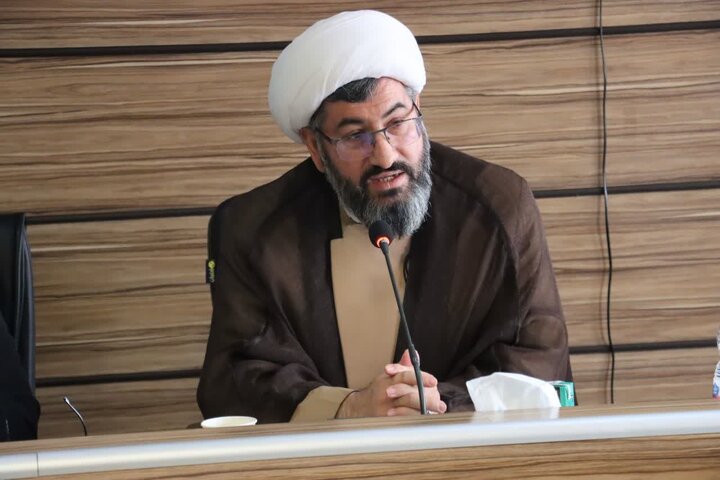 تصاویر/ گردهمایی ائمه جماعات و جلسه ستاد اقامه نماز بنیاد شهید و امور ایثارگران آذربایجان غربی