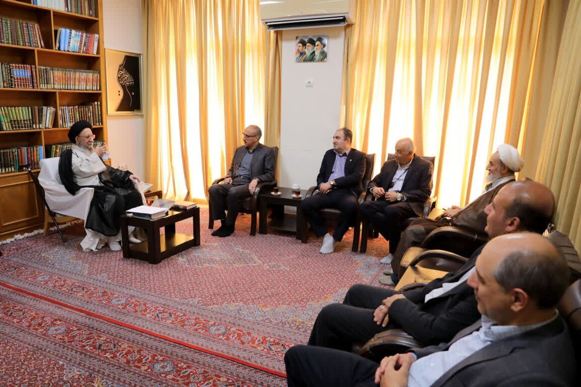تصاویر / دیدار رئیس دانشگاه علوم کشاورزی و منابع طبیعی با نماینده ولی فقیه در گلستان