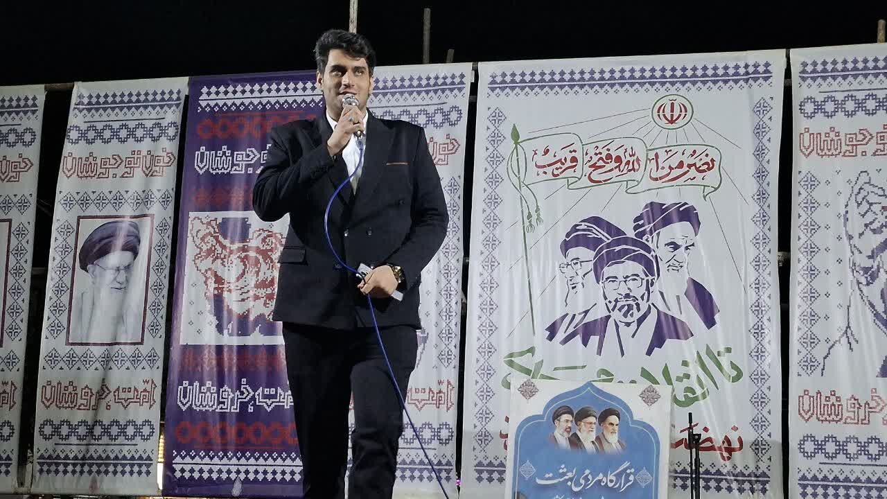 حضور مردم در میادین و تجمعات شبانه مهمترین عامل شکست دشمن است+تصاویر