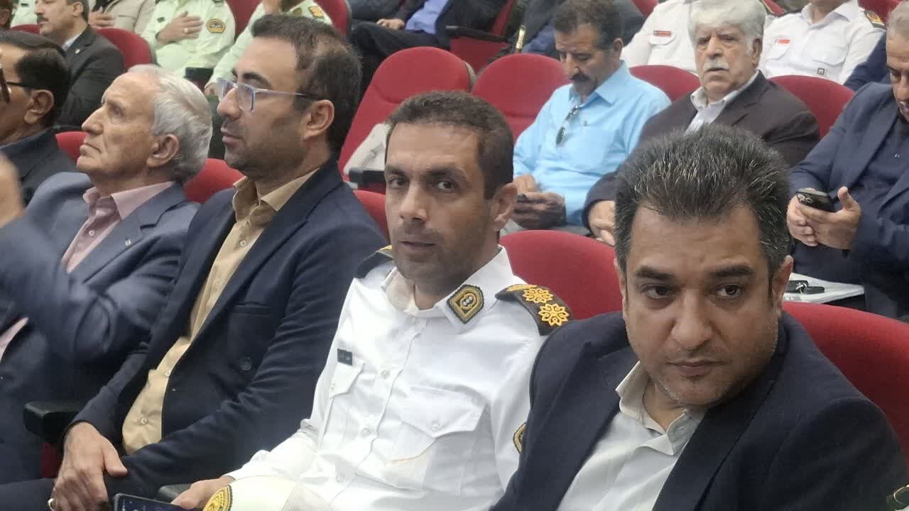 مسئولان ادارات نسبت به حیا و حجاب در زیر مجموعه هایشان اهتمام داشته باشند+تصاویر