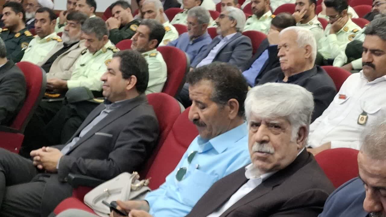 مسئولان ادارات نسبت به حیا و حجاب در زیر مجموعه هایشان اهتمام داشته باشند+تصاویر