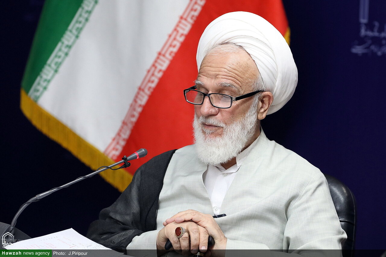 مسئله جمهوری اسلامی جنگ و صلح نیست؛ تسلیم یا مقاومت است / هشدار درباره «خدعه» در توافق های بین المللی