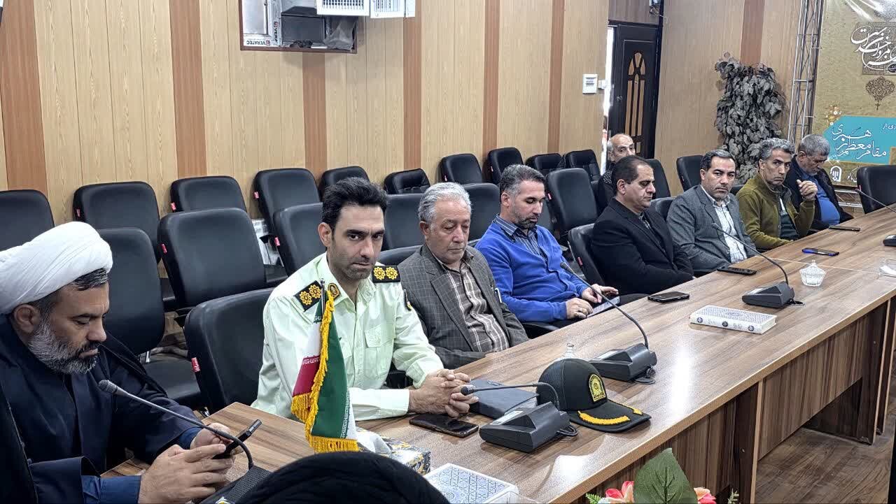 دشمن در میدان نبرد شکست خورده و به دنبال ایجاد فتنه داخلی است