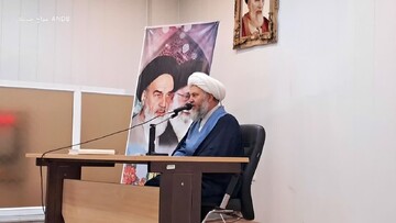 صیانت از فکر و اندیشه دانش‌آموزان، رسالتی مهم در کنار تربیت جسمی آنان است