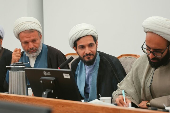 تصاویر/ نشست «آشنایی با مأموریت ها، فعالیت ها و ظرفیت های بین الملل دفتر مقام معظم رهبری»