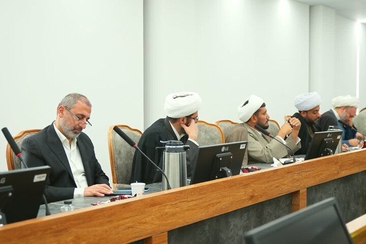 تصاویر/ نشست «آشنایی با مأموریت ها، فعالیت ها و ظرفیت های بین الملل دفتر مقام معظم رهبری»