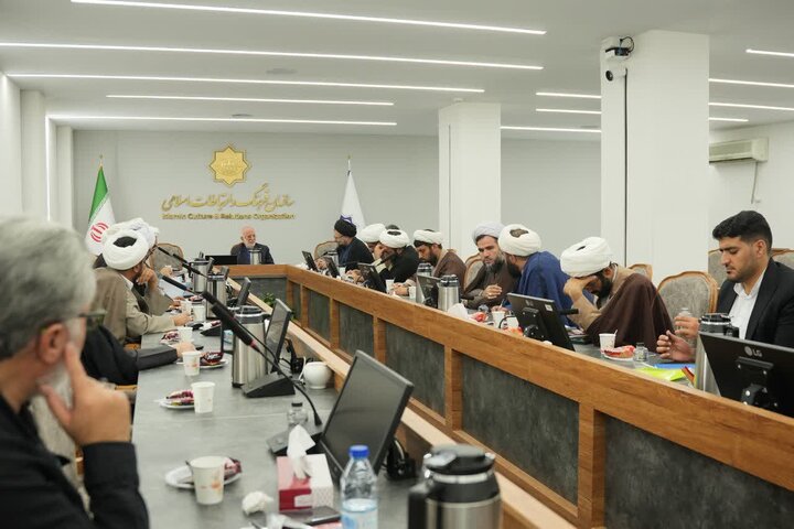 تصاویر/ نشست «آشنایی با مأموریت ها، فعالیت ها و ظرفیت های بین الملل دفتر مقام معظم رهبری»