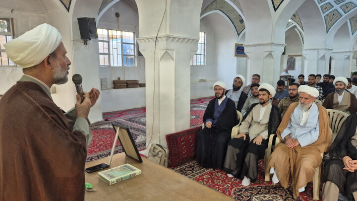 تصاویر/ نشست تبیین برنامه جامع تهذیب و تربیت مدارس علمیه آقابزرگ و آیت‌الله مدنی کاشانی