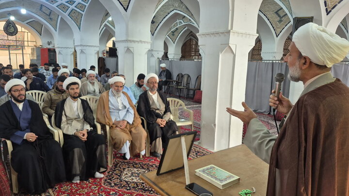 تصاویر/ نشست تبیین برنامه جامع تهذیب و تربیت مدارس علمیه آقابزرگ و آیت‌الله مدنی کاشانی