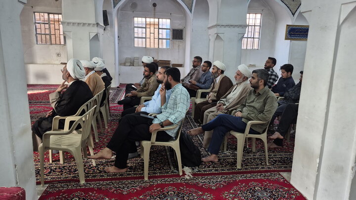 تصاویر/ نشست تبیین برنامه جامع تهذیب و تربیت مدارس علمیه آقابزرگ و آیت‌الله مدنی کاشانی
