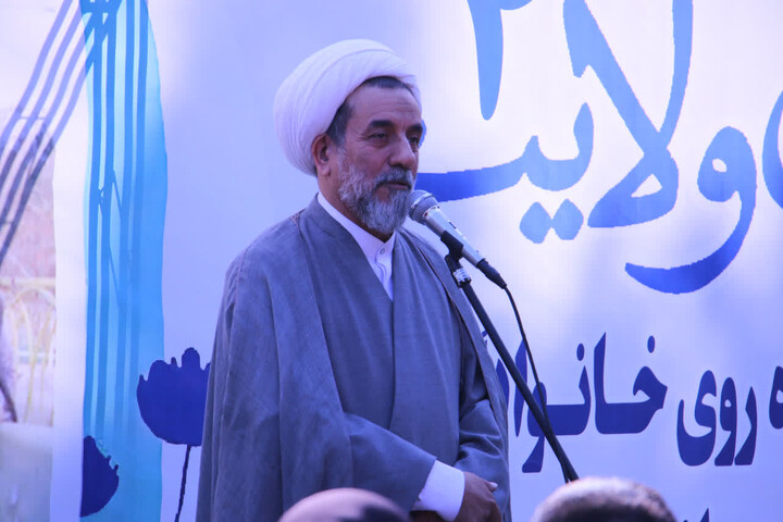 تصاویر|همایش بزرگ پیاده روی خانوادگی طلاب و روحانیون اصفهان