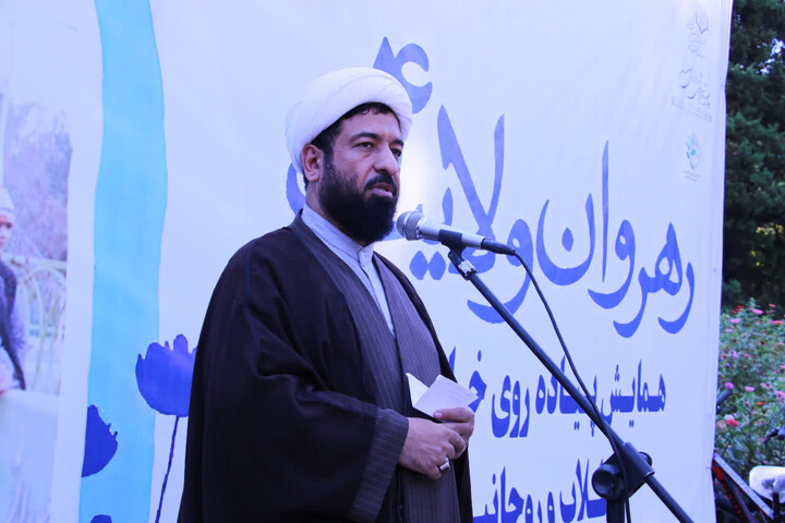 تصاویر|همایش بزرگ پیاده روی خانوادگی طلاب و روحانیون اصفهان