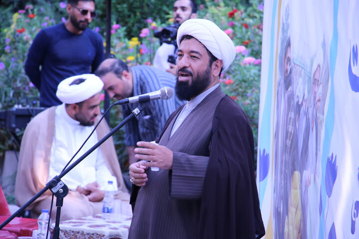 تصاویر|همایش بزرگ پیاده روی خانوادگی طلاب و روحانیون اصفهان