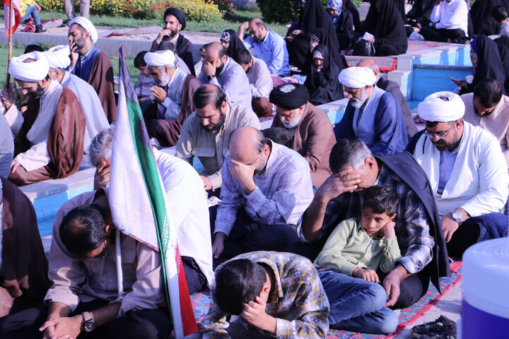 تصاویر|همایش بزرگ پیاده روی خانوادگی طلاب و روحانیون اصفهان