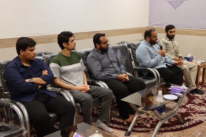 تصاویر/ دیدار اعضای کمیته خادمین شهدا با امام جمعه عالیشهر