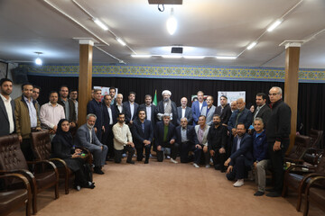تصاویر / دیدار مدیرکل ورزش جوانان استان همدان با نماینده ولی فقیه در استان