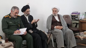 تصاویر/ اولین جلسه قرارگاه شهرستانی مسجد با حضور نماینده ولی فقیه در کاشان