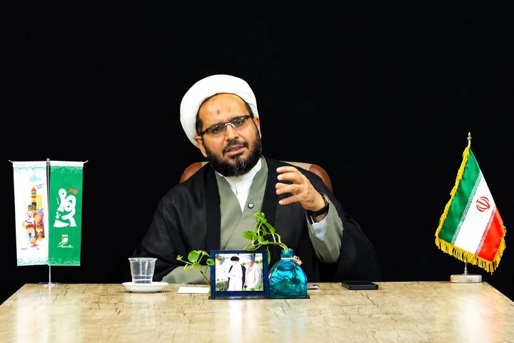 تربیت کودک از عرصه‌های تقابل تمدنی اسلام و غرب است