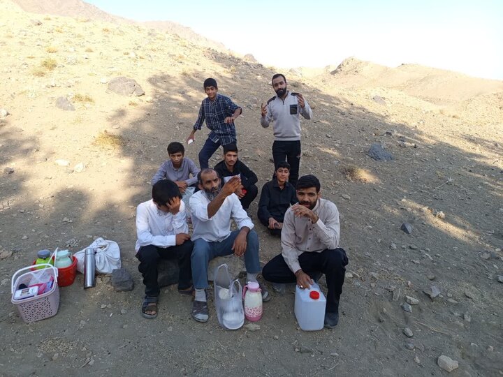 تصاویر/ کوهنوردی طلاب مدرسه علمیه آیت‌الله مدنی کاشانی(ره)