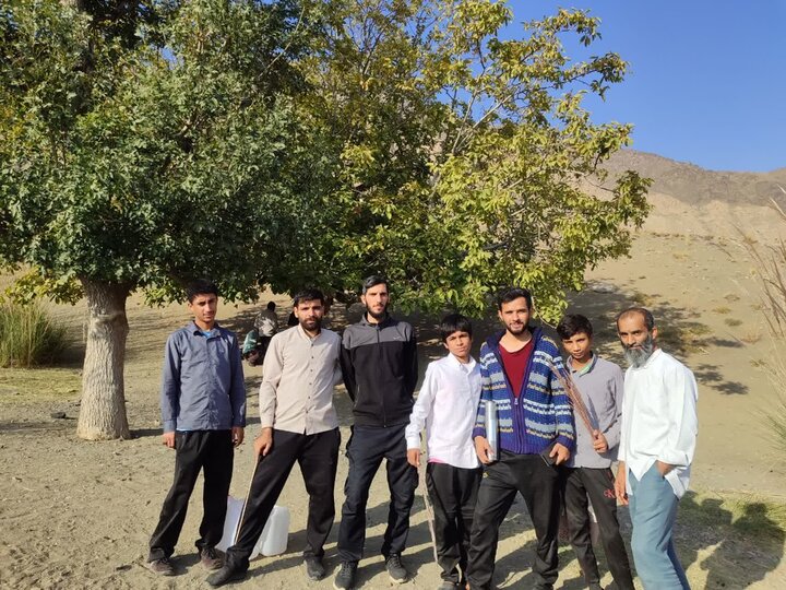 تصاویر/ کوهنوردی طلاب مدرسه علمیه آیت‌الله مدنی کاشانی(ره)