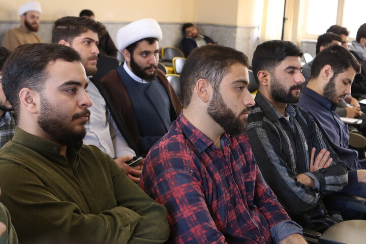 تصاویر/ کارگاه فن خطابه، منبر و تبلیغ در همدان