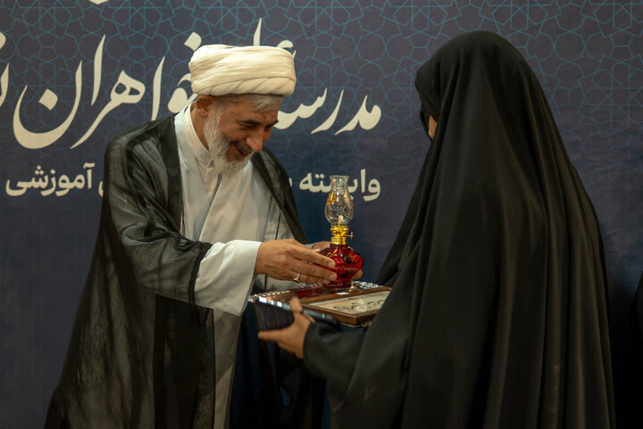 مدرسه علمیه خواهران «نورالهدی» افتتاح شد
